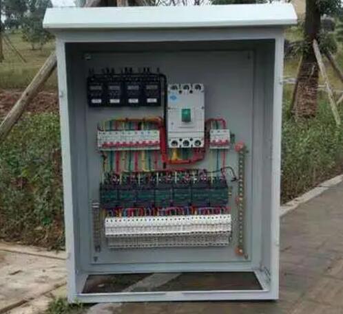  戶外配電箱安裝高度規(guī)范？